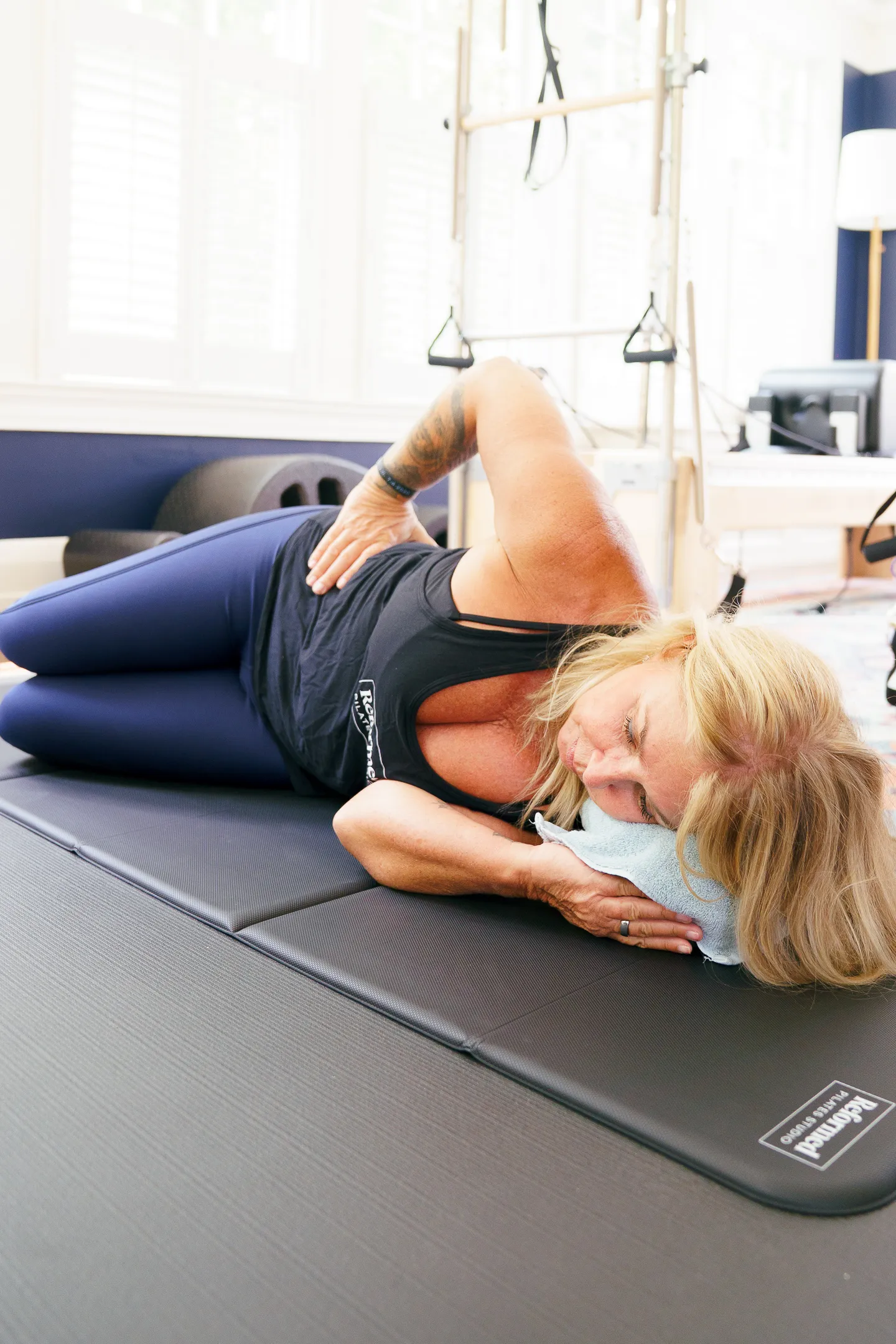 Side-lying mat exercise